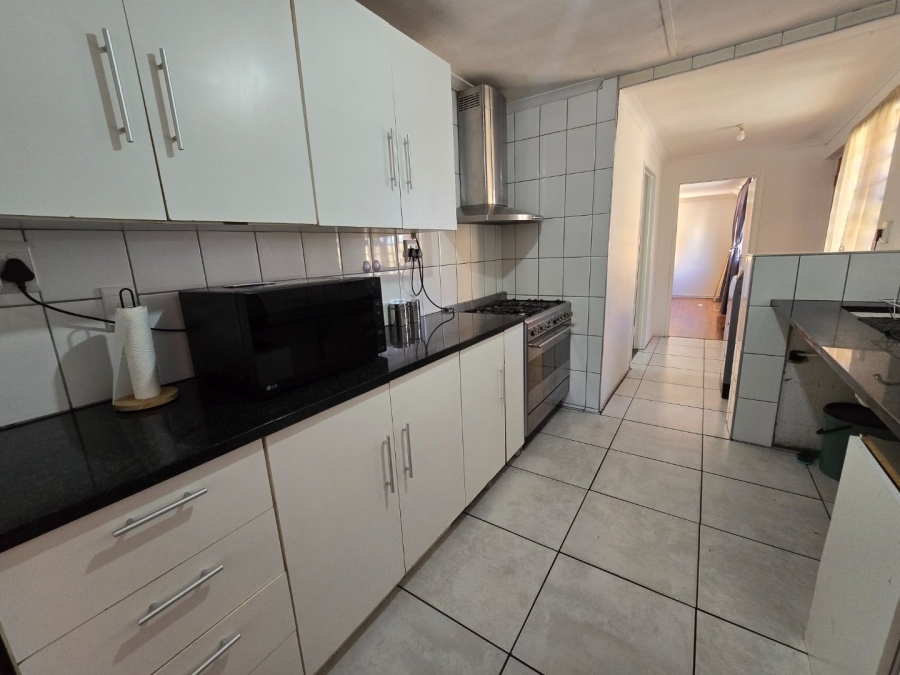 3 Bedroom Property for Sale in Westridge Western Cape